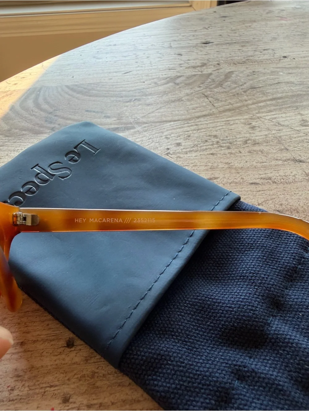 Le Specs classic round